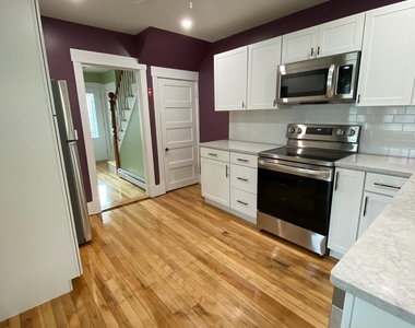 189 East Bow - Photo Thumbnail 5