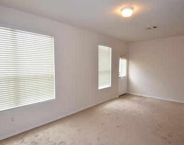 16807 Mammoth Springs Dr - Photo Thumbnail 26
