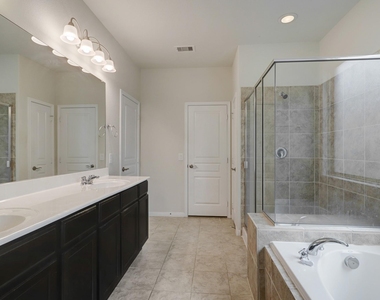16617 Conner Creek Lane - Photo Thumbnail 14