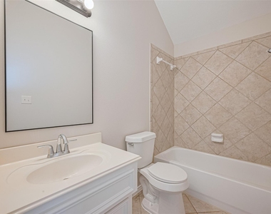 20834 Avery Cove Lane - Photo Thumbnail 32