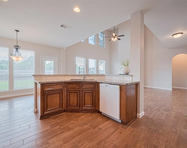 20834 Avery Cove Lane - Photo Thumbnail 13