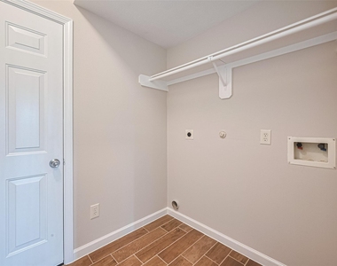 20834 Avery Cove Lane - Photo Thumbnail 22