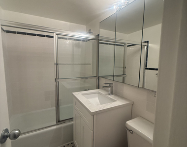 191 East 76th Street - Photo Thumbnail 10