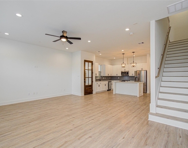 6420 Highland Pine Lane - Photo Thumbnail 15