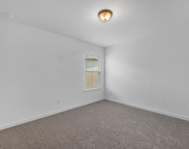 10602 Burgundy Berry Way - Photo Thumbnail 23