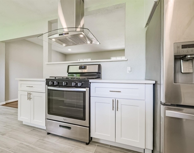 9631 Bundy Lane - Photo Thumbnail 1