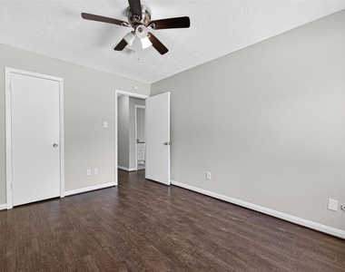 21043 Northern Colony Ct - Photo Thumbnail 22