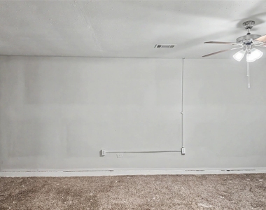 1223 Shawnee Street - Photo Thumbnail 11