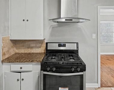 1223 Shawnee Street - Photo Thumbnail 8