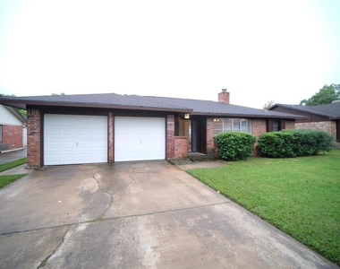 12403 Bexley Drive - Photo Thumbnail 1