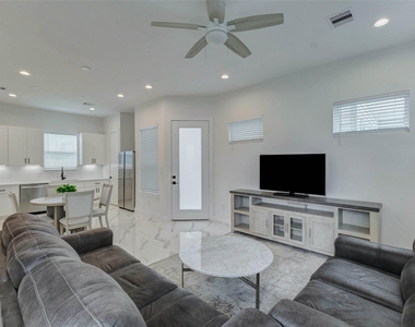 5705 Elysium Street - Photo Thumbnail 2
