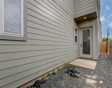 5705 Elysium Street - Photo Thumbnail 16