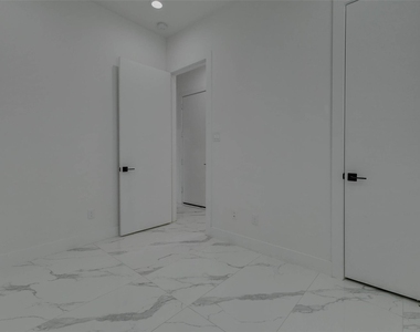 5705 Elysium Street - Photo Thumbnail 5
