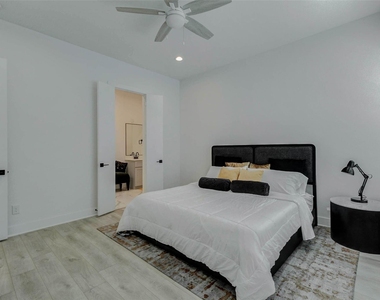 5705 Elysium Street - Photo Thumbnail 8