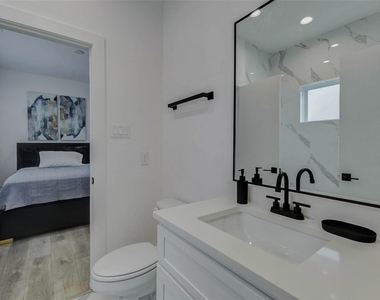 5705 Elysium Street - Photo Thumbnail 13