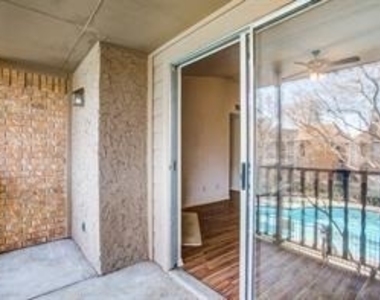 10615 Briar Forest Drive - Photo Thumbnail 21
