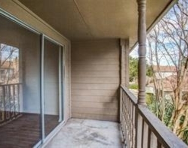 10615 Briar Forest Drive - Photo Thumbnail 22