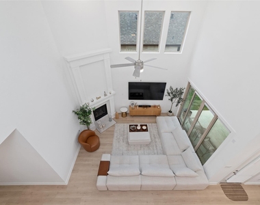 24711 Hibiscus Garden Way - Photo Thumbnail 29