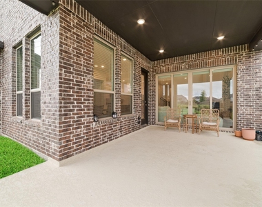 24711 Hibiscus Garden Way - Photo Thumbnail 44