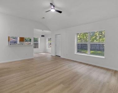 16413 Danika Oak Drive - Photo Thumbnail 9