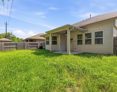 6131 Carpenters Cove Lane - Photo Thumbnail 30