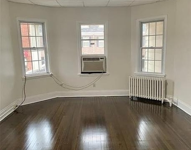 187 Franklin - Photo Thumbnail 2