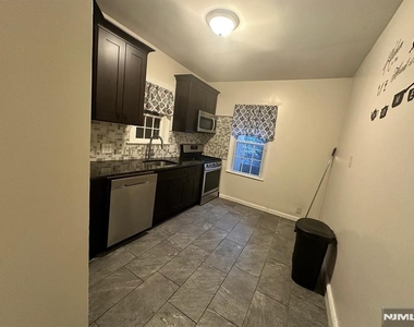 187 Franklin - Photo Thumbnail 5