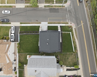 551 Schuyler - Photo Thumbnail 15