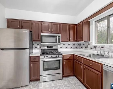 107 Bellgrove - Photo Thumbnail 2
