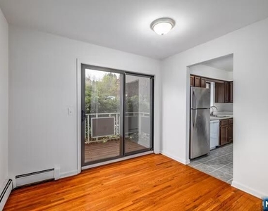 107 Bellgrove - Photo Thumbnail 4