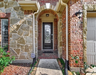 20427 Alpine Meadow Place - Photo Thumbnail 3