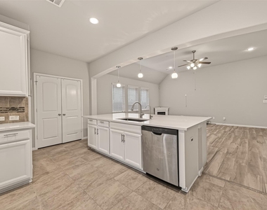 20427 Alpine Meadow Place - Photo Thumbnail 15