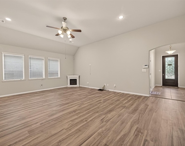 20427 Alpine Meadow Place - Photo Thumbnail 7