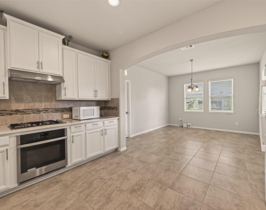 20427 Alpine Meadow Place - Photo Thumbnail 17