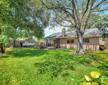 21902 Meadowhill Drive - Photo Thumbnail 33