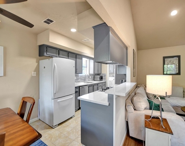 21902 Meadowhill Drive - Photo Thumbnail 14