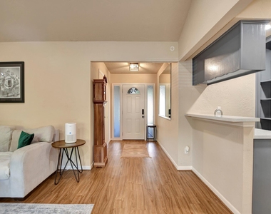 21902 Meadowhill Drive - Photo Thumbnail 3