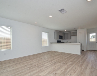 18119 Rockvine Drive - Photo Thumbnail 28