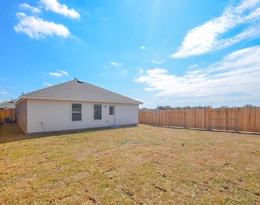 18119 Rockvine Drive - Photo Thumbnail 29