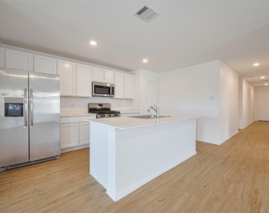 9603 Fulvetta Briar Court - Photo Thumbnail 5