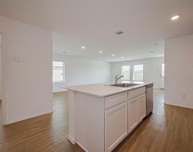 9603 Fulvetta Briar Court - Photo Thumbnail 7