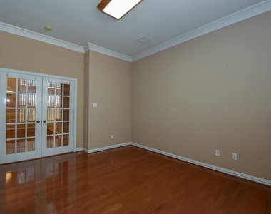 14207 Ashmore Reef Court - Photo Thumbnail 6