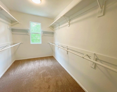 436 Mystic Glen Loop - Photo Thumbnail 21