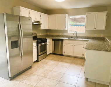436 Mystic Glen Loop - Photo Thumbnail 1