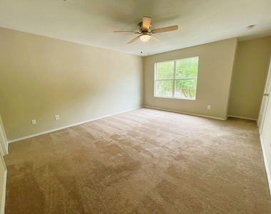 436 Mystic Glen Loop - Photo Thumbnail 5