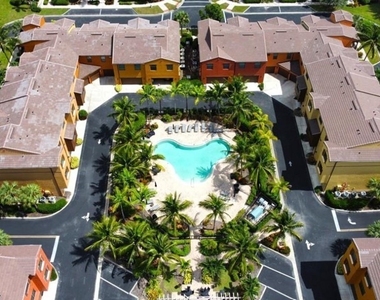 9050 Capistrano Street N - Photo Thumbnail 27