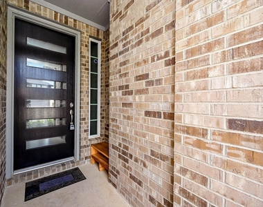 9222 Dearborn Knoll Drive - Photo Thumbnail 2
