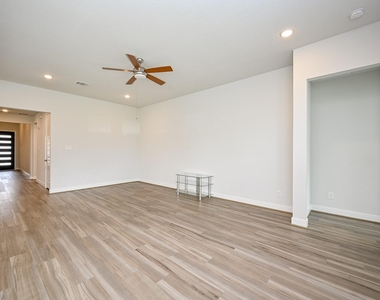 9222 Dearborn Knoll Drive - Photo Thumbnail 14