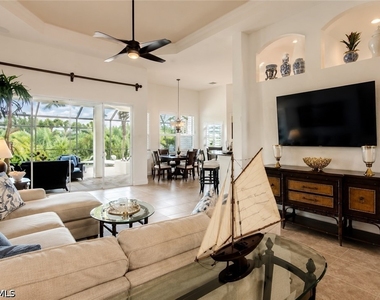8263 Potomac Lane - Photo Thumbnail 14