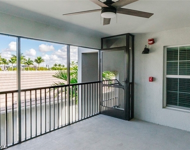 5410 Double Eagle Circle - Photo Thumbnail 2